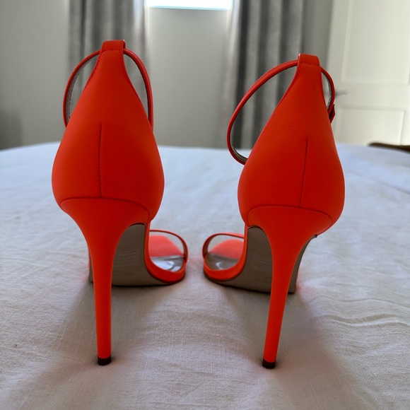 Neon Orange Steve Madden Heels 7.5 - Picture 3 of 5